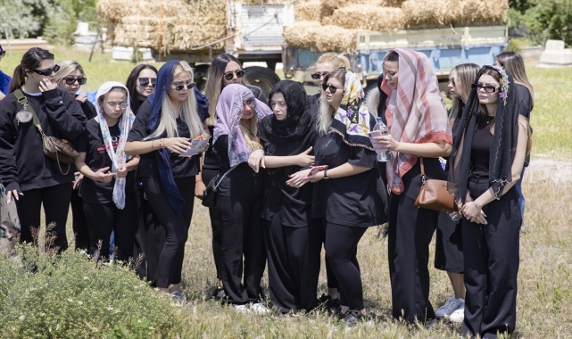 Tekne kazasında yaşamını yitiren iş insanı ve eşinin cenazeleri defnedildi