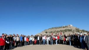 Kayseri Kocasinan'da 100'üncü yıl anısına 100 fidan