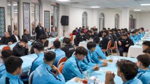 Konya Selçuklu'da futbolculara moral yemeği