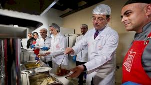 Üsküdar Belediyesi Kent Lokantası, İBB Başkanı Ekrem İmamoğlu'nun Katılımıyla Açıldı