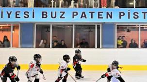 Akdeniz’in ilk ve tek doğal buz pisti yeniden açıldı