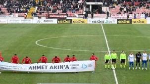 Balkes’ten Başkan Akın’a pankartlı teşekkür