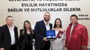 Bursa Osmangazi'de Başkan Aydın'dan 14 Şubat'a özel çifte sürpriz