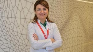 Erken Yaşta Kozmetik Kullanımının 5 Zararına Dikkat!