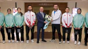 Konya Selçuklu'da başarılı sporculardan Başkan Pekyatırmacı'ya ziyaret