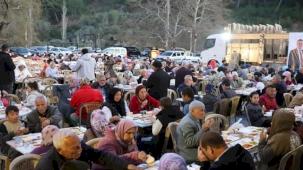 Muğla Dalaman’da binlerce kişi iftar sofrasında buluştu