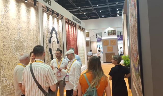 Dubai'nin görkemli binaları Türk halılarıyla döşenecek