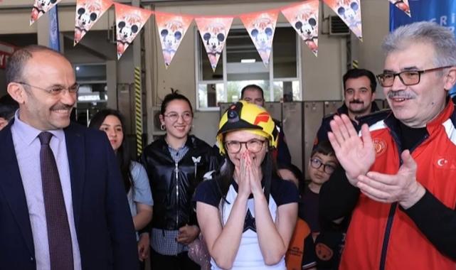 Kayseri itfaiyesinden Aleyna'ya 'özel' kutlama