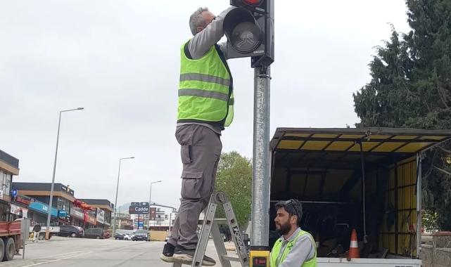 Kocaeli'de trafik ışıkları bakıma alındı