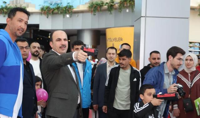 Konya Bilim Merkezi çocukların coşkusuna ortak oldu