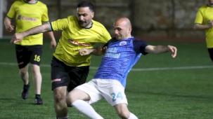 Bursa Gemlik Emek Turnuvası iki maçla başladı