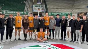 Bursa şampiyonu Eğitim Kalesi!