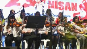 Gençlik Orkestrası ve Korosu’ndan 23 Nisan konseri