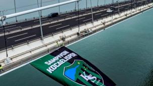 Kocaelispor bayrağı, Osmangazi Köprüsü’ne asıldı!