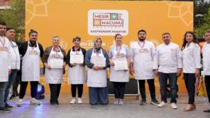 Manisa'da mesir macunu yemekler yarıştı