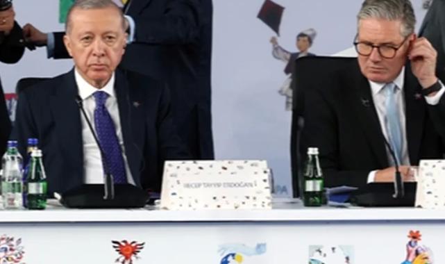 Cumhurbaşkanı Erdoğan Arnavutluk'ta... Zirveden barış çağrısı yaptı