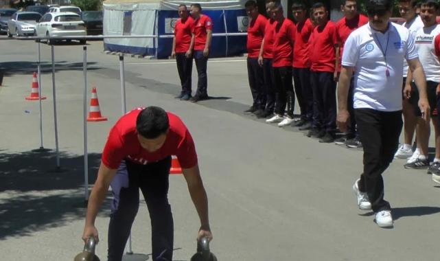 İtfaiyecilere kondisyon için spor parkuru testi