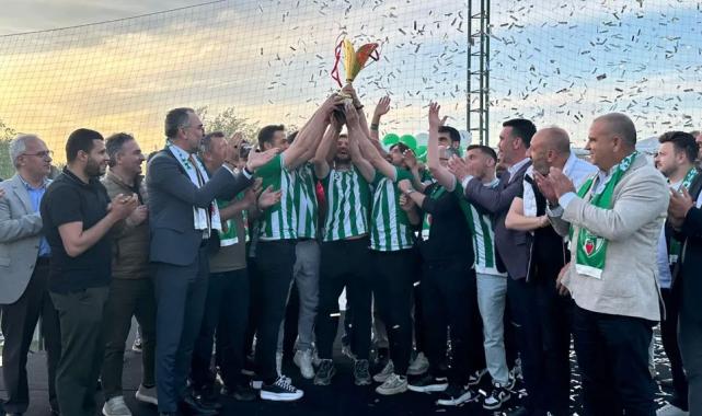Kestel’de birliktelik, şampiyonluk getirdi!