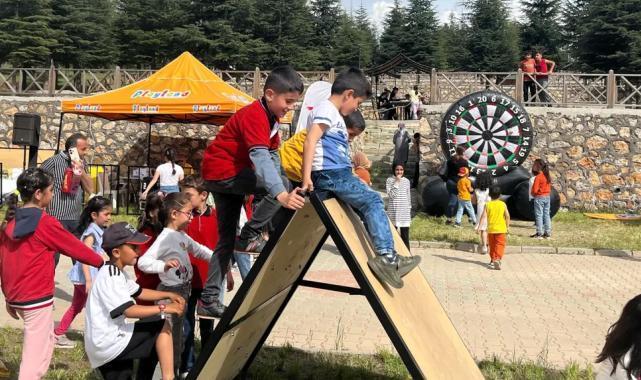 Playland Eğlence Tırı Doğanşehir'de çocukları sevindirdi