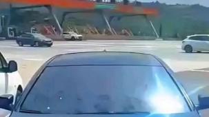 Bursa’da çakarlı araç Jandarma'dan kaçamadı!