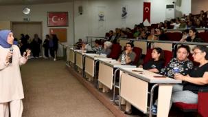 Çiğli'de kadınlara sağlıklı yaşam paneli