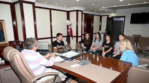 Hayallerindeki şehirleri yapay zekayla çiziyorlar