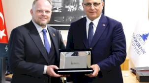 Kanada ve İzmir arasında kültürel ilişkiler gelişecek