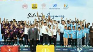 Konya'da 'geleneksel oyunlar' ödüllendirildi