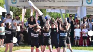 Manisa'da Kent Park’ta engelsiz coşku