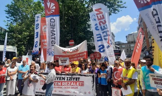 Aile Hekimleri İstanbul'da eylemde... Eziyet Yönetmeliği geri çekilsin!