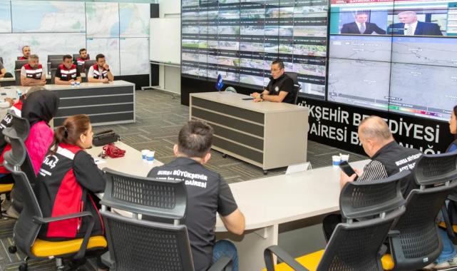 Bursa AKOM'da BUSKİ ve BURULAŞ istişaresi