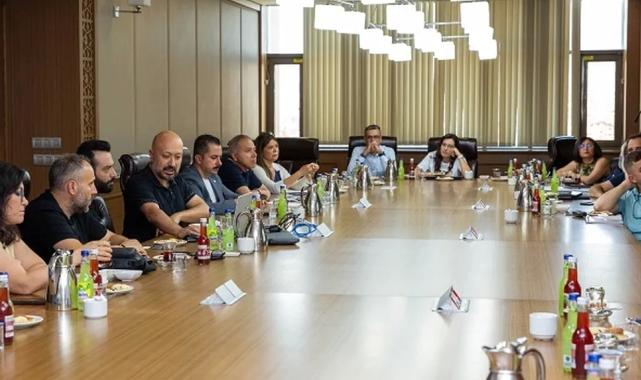 Bursa'da Atatürk Spor Salonu için akademik istişare