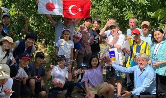 Denizli Büyükşehir’in kültür köprüsü kirazla kuruldu