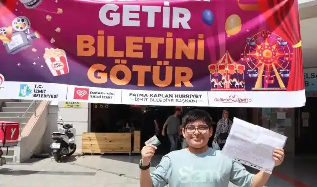 İzmit'te 'karneni getir, biletini götür' etkinliğine yoğun ilgi