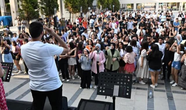 Mersin'de öğrencilere YKS öncesi moral etkinliği