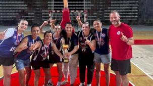 Antalya Büyükşehir kadın takımı şampiyon oldu