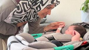 Emre bebek, İzmir’de koruyucu aileyle buluştu... 'Geçici Koruyucu Aile' modeli yaygınlaşıyor