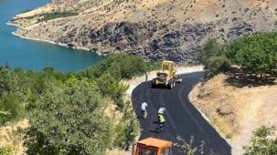 Malatya Büyükşehir'den Karaağaç'a sıcak asfalt