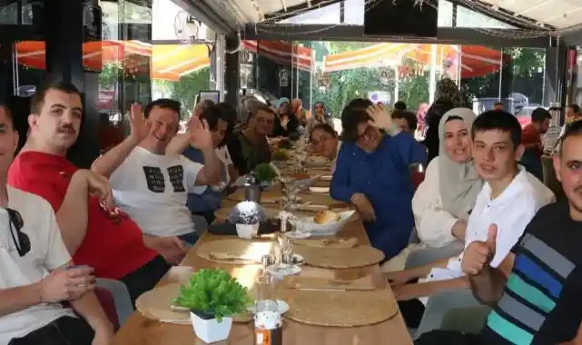 Engelsiz yaz atölyelerinde sıcak buluşma