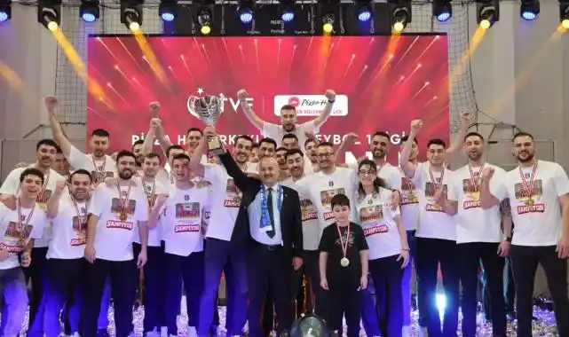 Gebze'de şampiyon takım, şampiyon oyuncularını bırakmadı