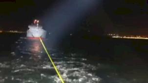 Çanakkale Boğazı'nda arızalanan gemi kurtarıldı