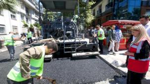 İstanbul Bakırköy'de Şenlikköy'ün yolları yenilendi