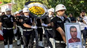 İzmir'de ormanın kahraman şehidi son yolculuğuna uğurlandı