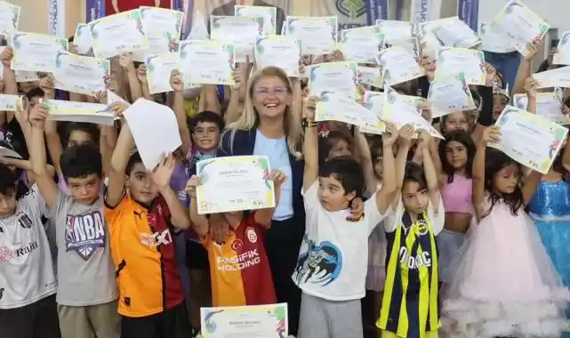 İstanbul Bakırköy Yaz Spor Okulu’ndan renkli kapanış şöleni