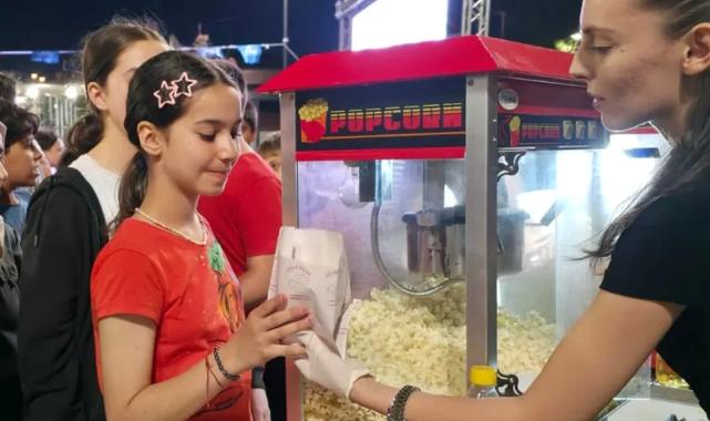 Kocaeli Büyükşehir’den kitapseverlere film molası