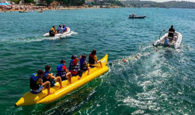 Kocaeli'de 'engelsiz' deniz keyfi