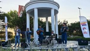 İstanbul Maltepe'de yaz sanatla dolu geçiyor