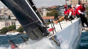 Rüzgârı yakalayan şampiyon yelkenciler ödüllendirildi