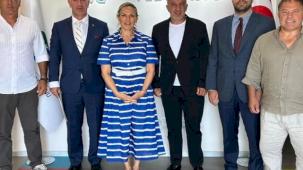 Tenis Kulüpleri Birliği yönetimi TTF Başkanı ile görüştü
