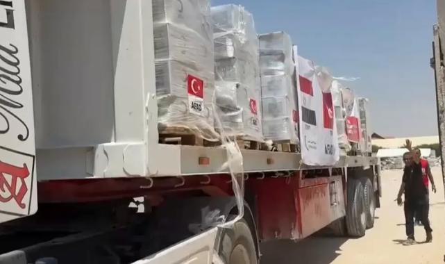 Türkiye'nin bağışları Refah Sınır Kapısı'ndan ulaşıyor